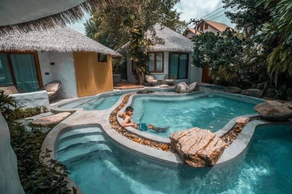 Kundala Beach Resort HHQ Extérieur photo